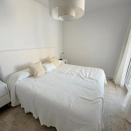 Marina Real 86 By Homeprive Apartment *