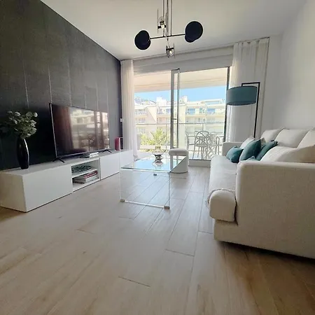 Marina Real 86 By Homeprive Apartment *