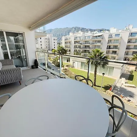 Marina Real 86 By Homeprive Apartment *