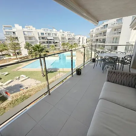 Marina Real 86 By Homeprive *