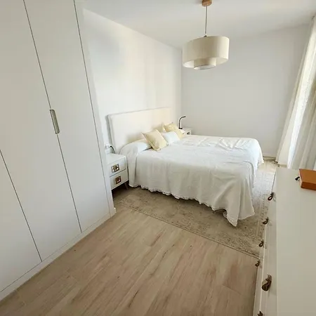 Marina Real 86 By Homeprive Apartment