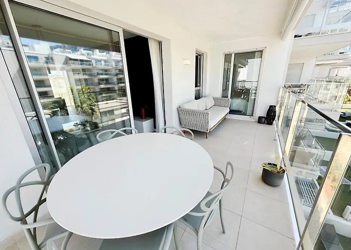 Marina Real 86 By Homeprive * デニア